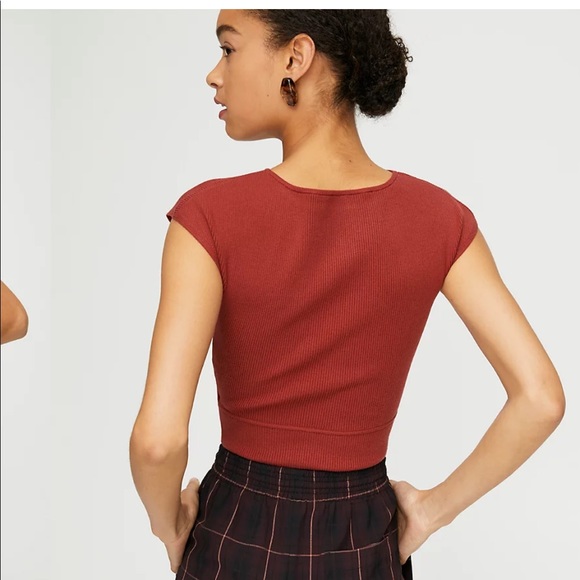 Wilfred Cut-Out Knit Top Short-sleeve, cut-out knit top in BLACK from Aritzia - Picture 2 of 3